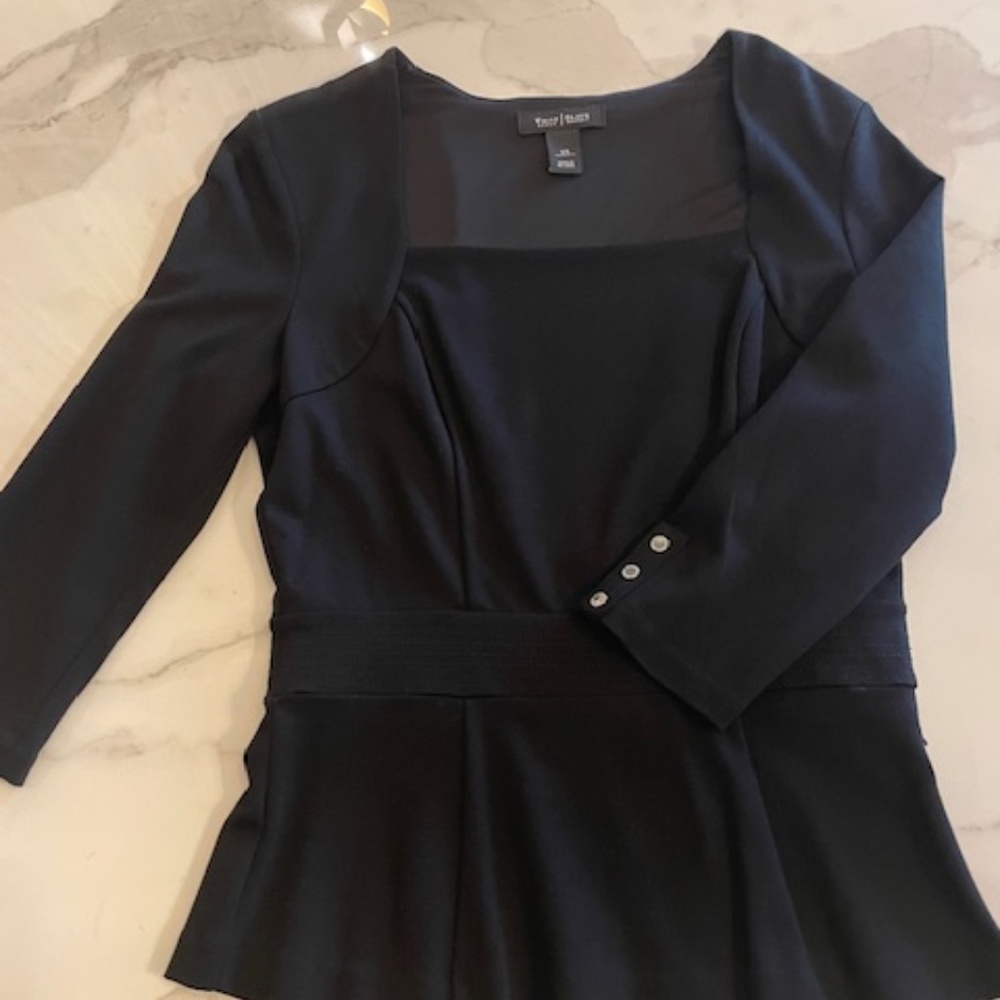 Square neck fitted top